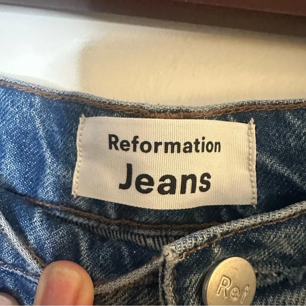 REFORMATION Cynthia High Rise Straight Jeans Colorado Medium Wash Button Up 25 - Picture 8 of 12